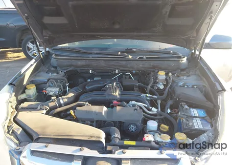 2014 Subaru Outback 2.5I Limited из США, поврежденный, VIN 4S4BRCLC1E3243159